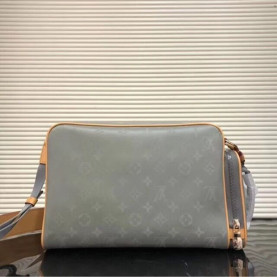  (실사영상) Louis Vuitton 루이비통 모노그램 카메라 크로스백