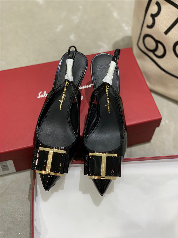  FERRAGAMO 페레가모 여성용 샌들힐 (힐높이7CM) F90110-1 2020/신상