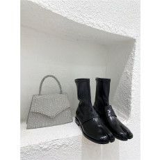 MAISON MARGIELA 메종 마르지엘라 여성용 부츠 MM649270 2020/신상