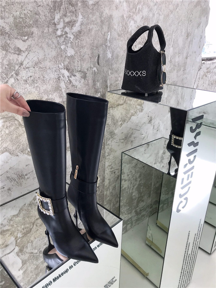 ROGER VIVIER 로저비비에 롱 부츠힐 (힐높이8.5CM) R10511 신상