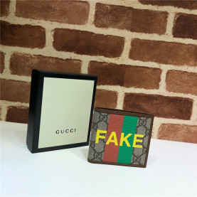 GUCCI 구찌 Fake/Not 프린트 반지갑 636166 신상