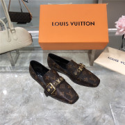  LOUIS VUITTON  루이비통 여성용 단화 L62101