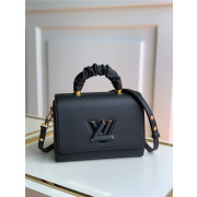 LOUIS VUITTON  루이비통 트위스트 MM M58688