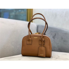 BURBERRY  버버리 큐브백 B68100