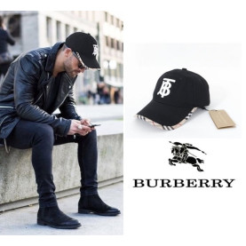 BURBERRY 버버리 빈티지체크 TB자수 볼캡