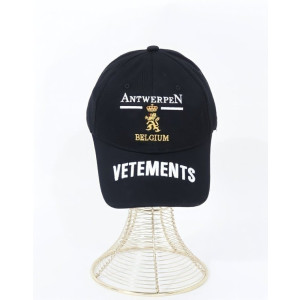 Vetements 배트멍 앤트워프 자수볼캡