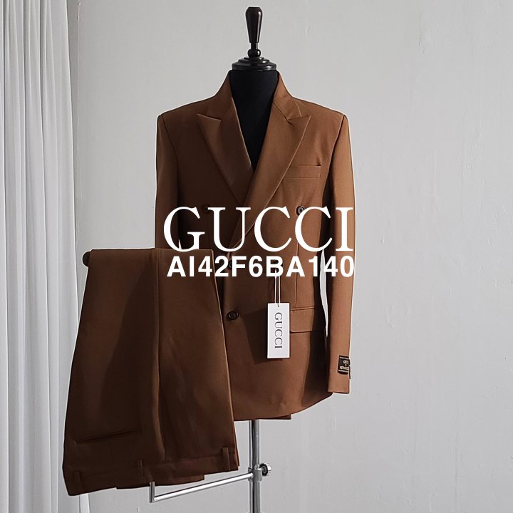 GUCCi 구찌 클래식 컬러 더블 셋업