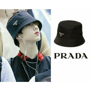 Prada 프라다 메탈로고 버킷햇