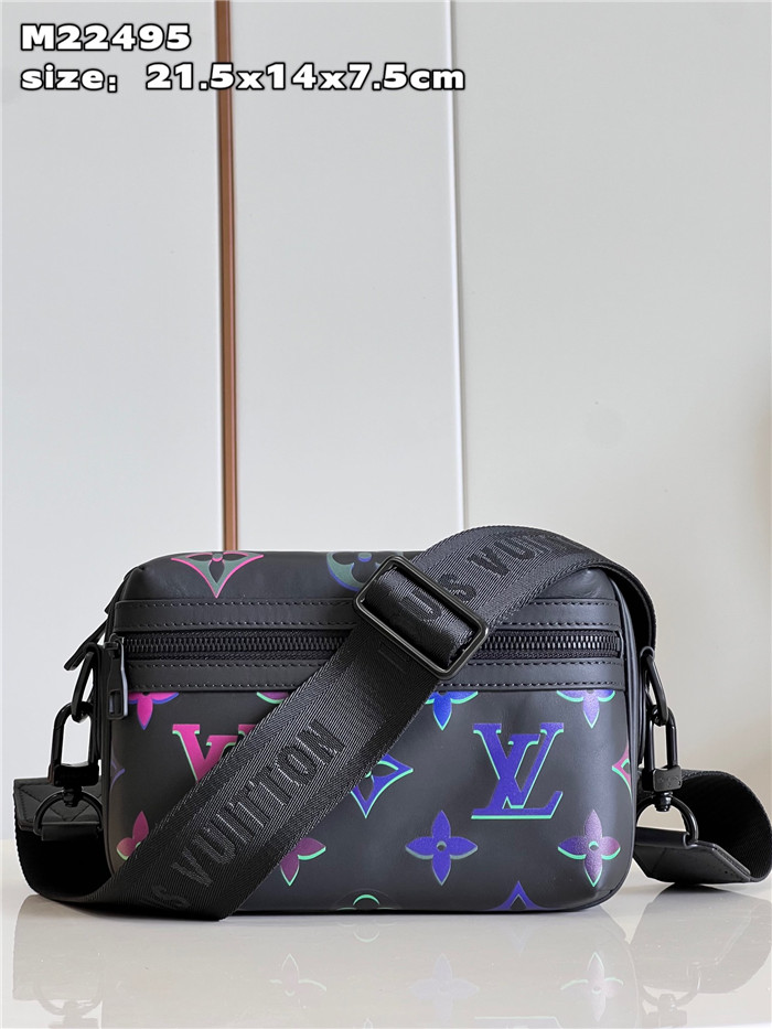 LOUIS VUITTON  루이비통 코멧 메신저 PM M22495