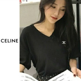  CELINE 셀린느 자수 브이넥 반팔티