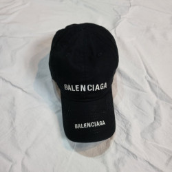 BALENCIAGA 발렌시아가 닷컴 프론트 피어싱 볼캡