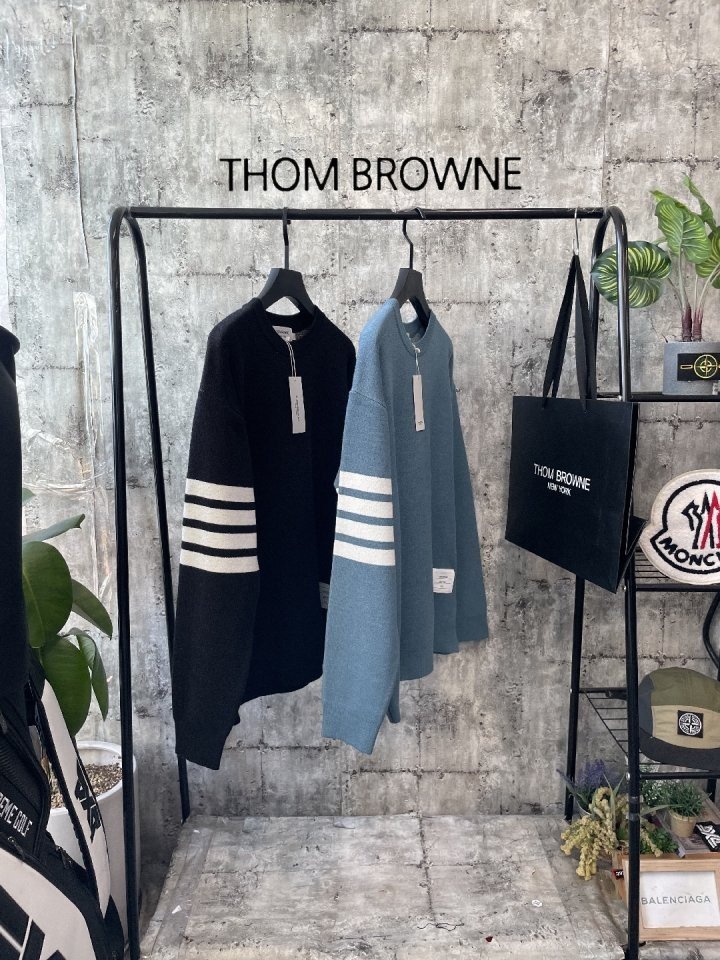 Thom Browne 톰브라운 하프 사선 니트