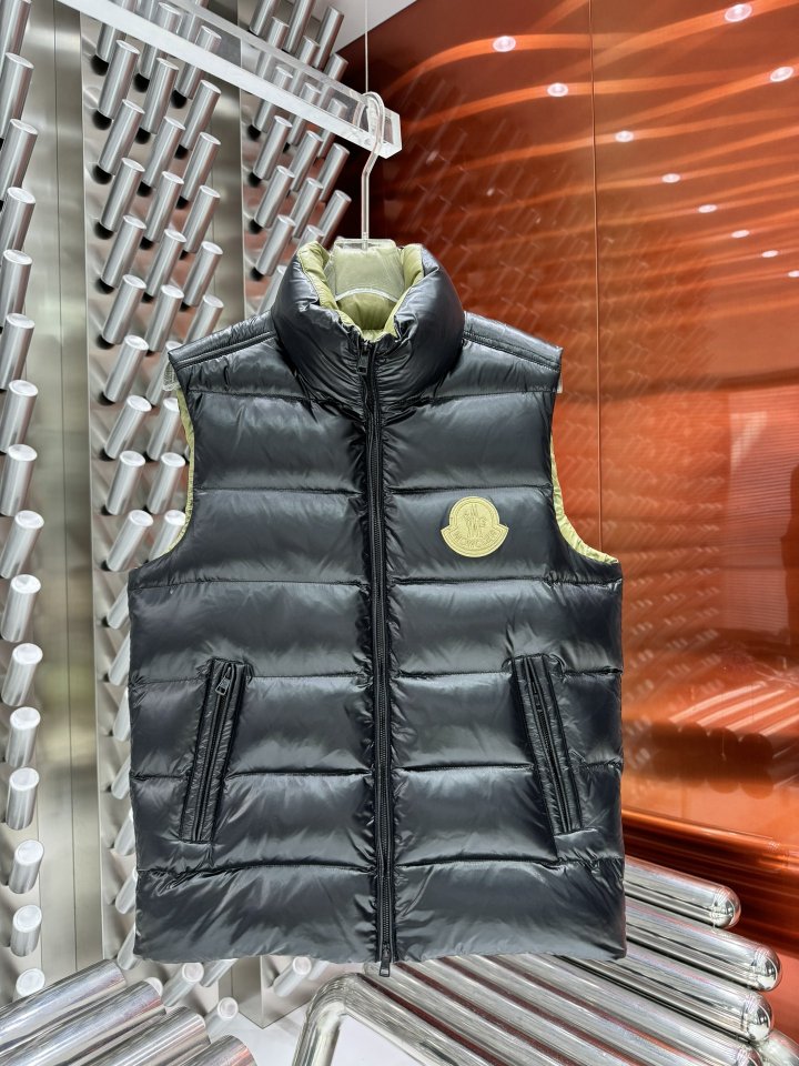 MONCLER 몽클레어 새드로고 덕다운 패딩 95