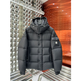 MONCLER 몽클레어 새드로고 덕다운 패딩 96