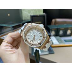 AUDEMARS PIGUET 오데마피게 로얄오크 옐골 금통 다이아베젤 러버밴드 37mm 57540