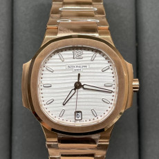 PATEK PHILIPPE 파텍필립 노틸러스 7118 화이트 다이얼 금통