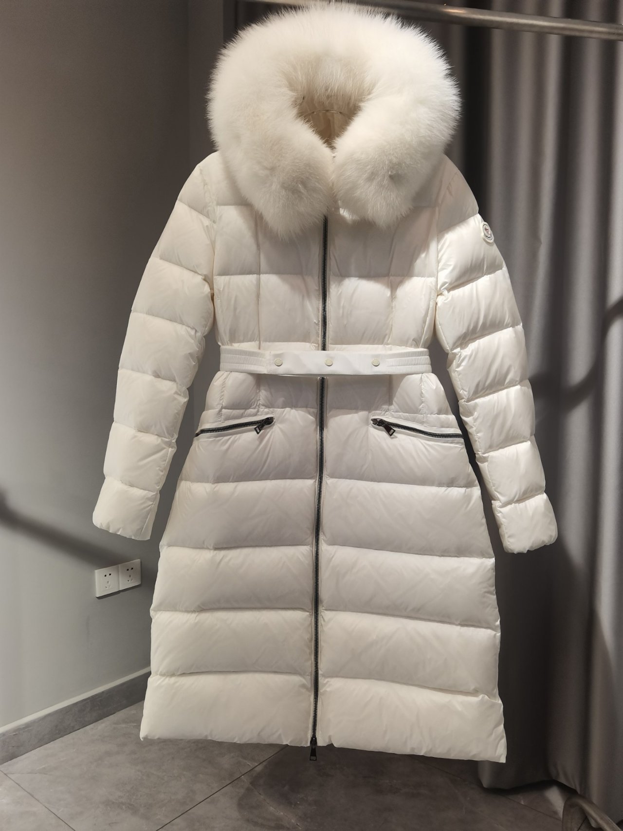 MONCLER 몽클레어 벨트롱패딩