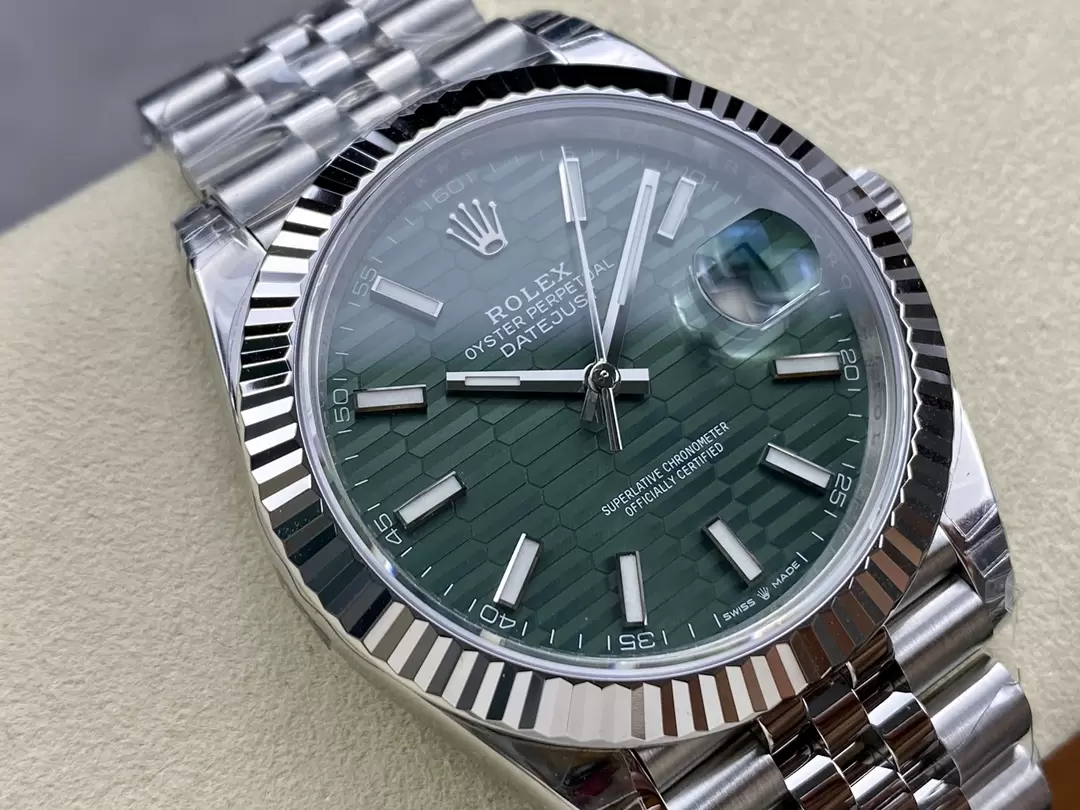 ROLEX 로렉스 데이저스트 그린 바인덱스 다이얼 41mm 126234