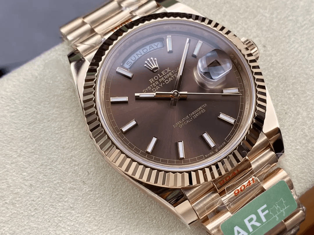 ROLEX 로렉스 데이데이트 브라운 인덱스 다이얼 로즈골드 40mm