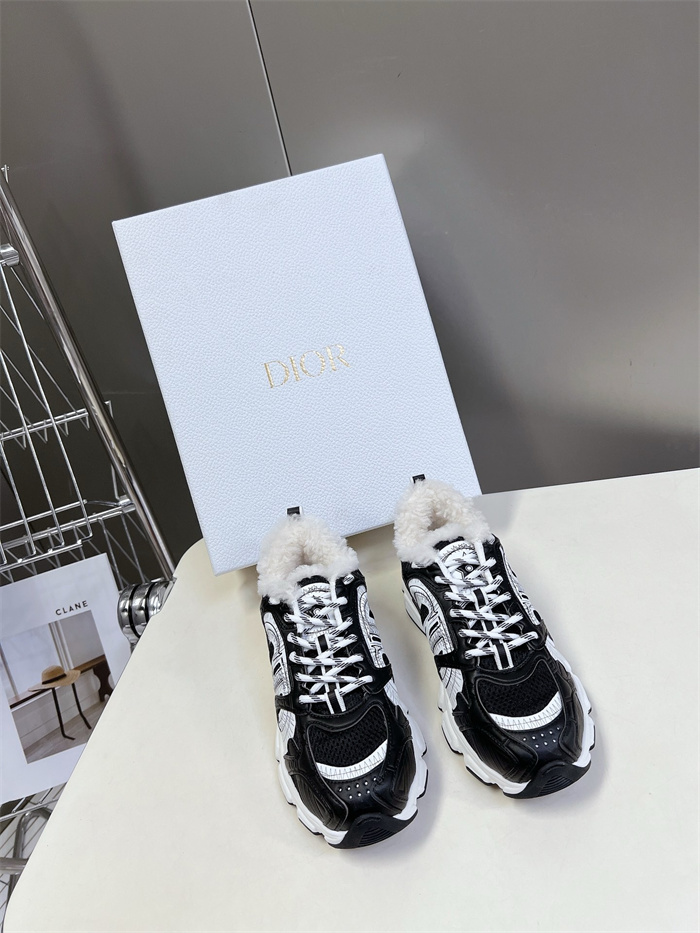 DIOR 디올 여성용 스니커즈 D40697-1 2024/신상 2COLOR