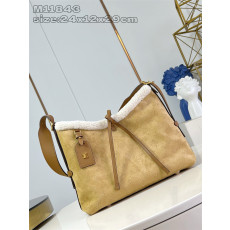 LOUIS VUITTON 루이비통 캐리올 PM M11843 2024/신상