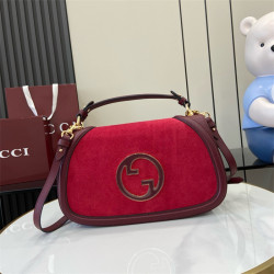 GUCCI 구찌 블론디 미디엄 탑 핸들백 815719 2024/신상