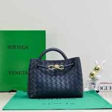 BOTTEGA VENETA 보테가베네타 안디아모 스몰 토트백 74630 2024/신상