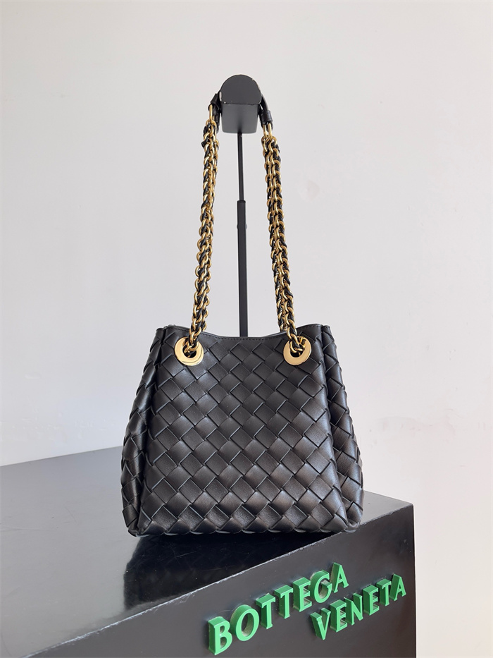 BOTTEGA VENETA 보테가베네타 패러슈트 스몰 크로스백 817175 2024/신상