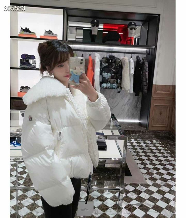 MONCLER 몽클레어 양털 기모 패딩