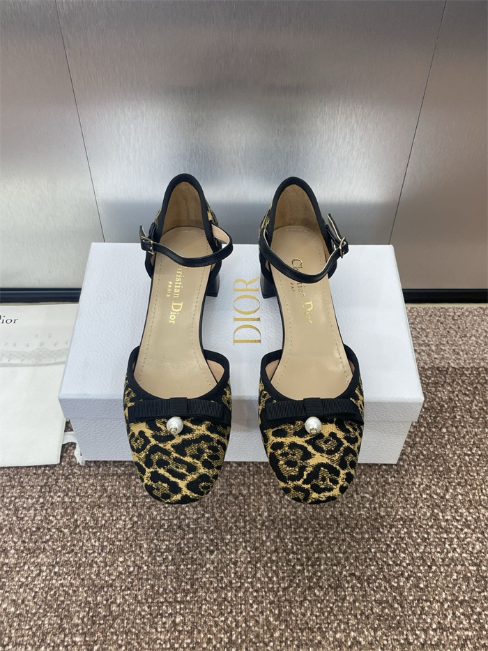 DIOR 디올 여성용 샌들 D35788 2024/신상