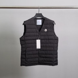 MONCLER 몽클레어 로고와펜 경량 패딩 조끼