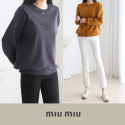 MIUMIU 미우미우 스톤 맨투맨